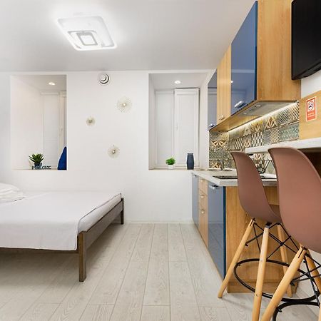 Apart Hotel Lyon D'Opera Odessa Dış mekan fotoğraf