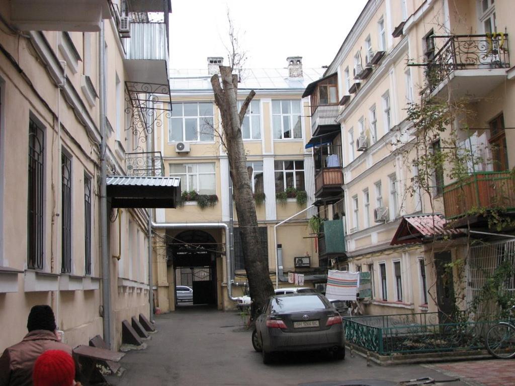 Apart Hotel Lyon D'Opera Odessa Dış mekan fotoğraf